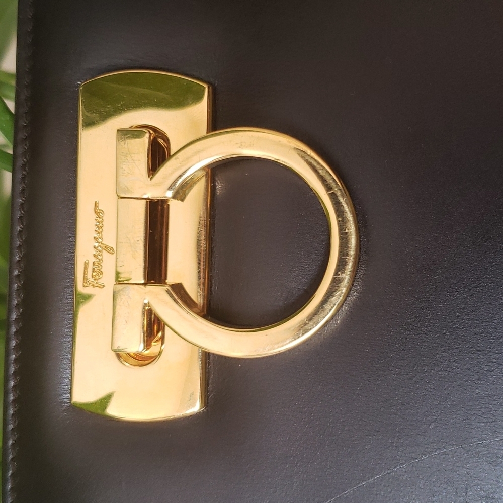 Vintage 90s Salvatore Ferragamo Gancini Clutch Crossbody Bag - Picture 3 of 12